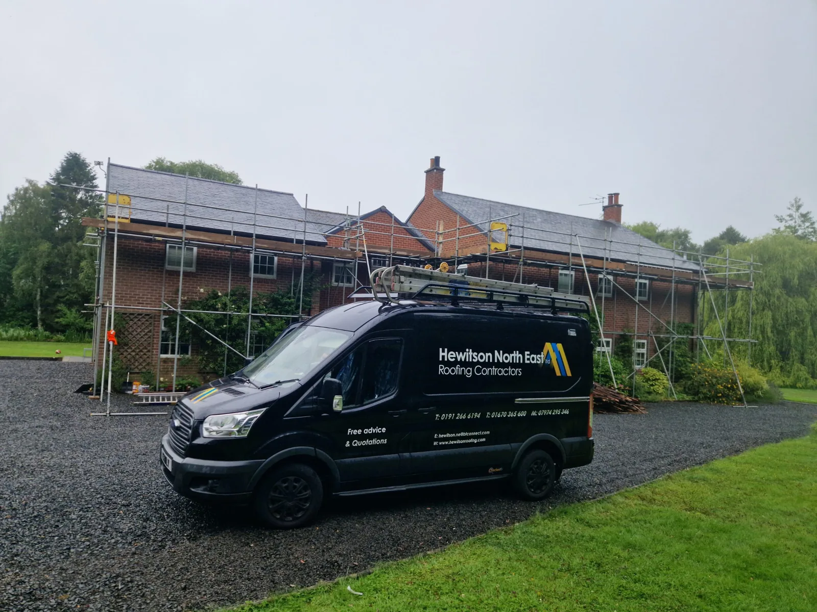New slate roof and roofline fitted to a Northumberland property by Hewitson Roofing